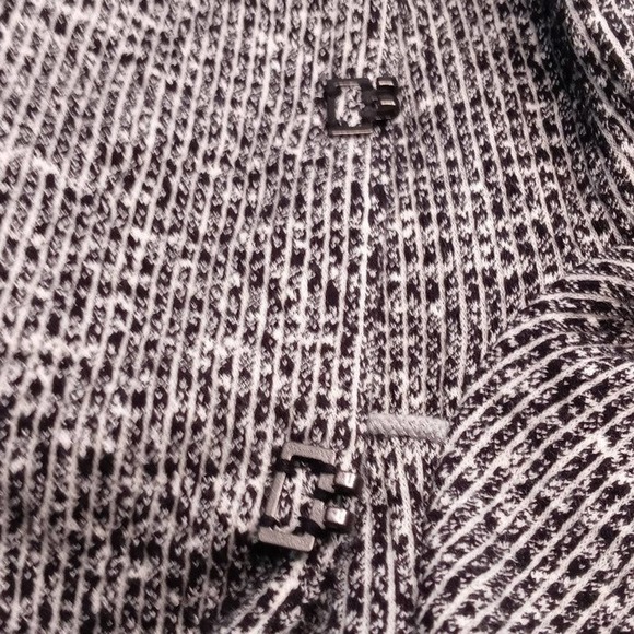 CAbi The Times Jacket Women's Size Medium - Picture 5 of 8